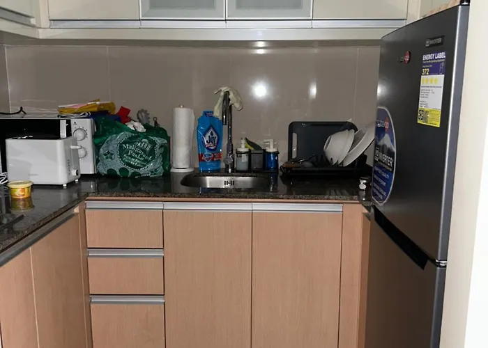 Cluster 6 3d 81 Newport Boulevard 公寓